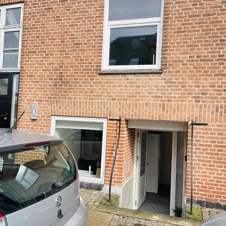Aday - Charming Studio Close To The Football Stadium Aalborg Exterior photo