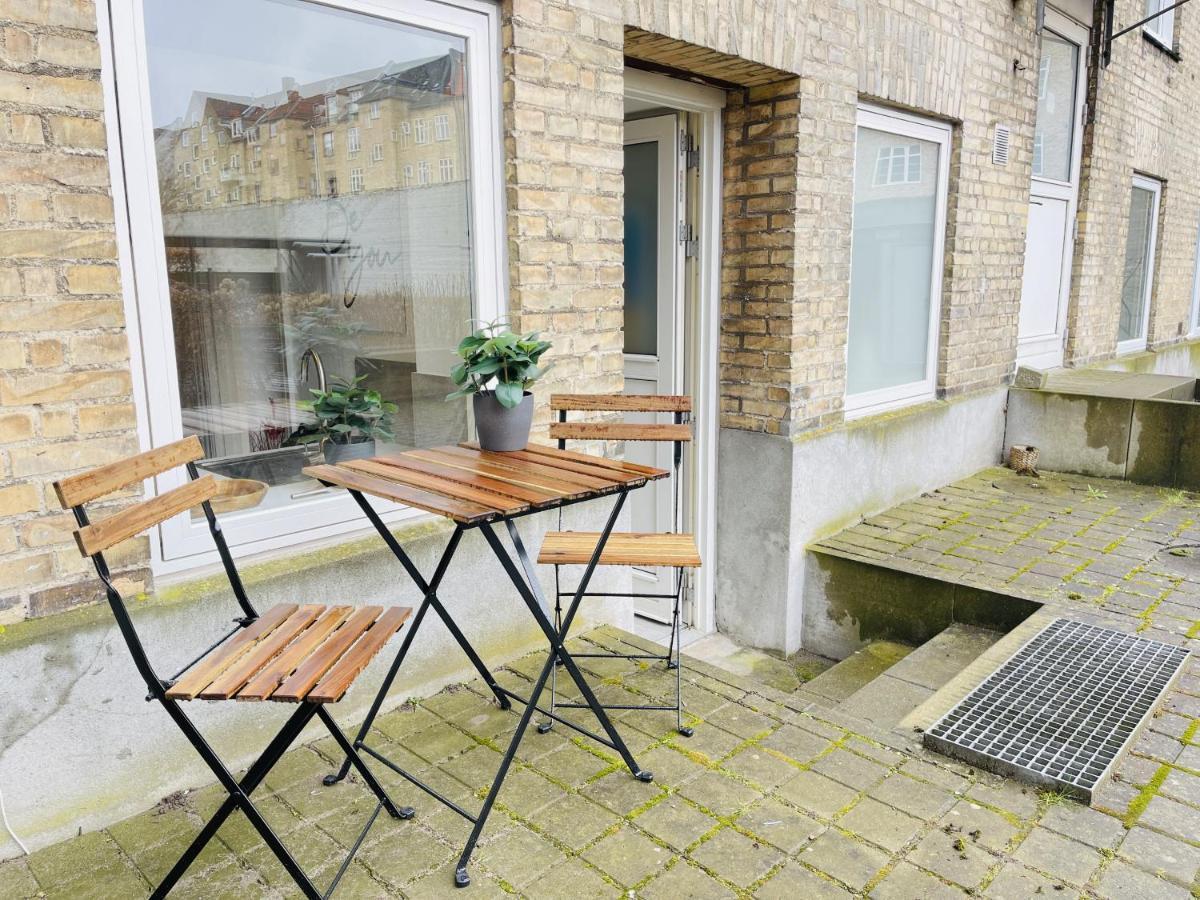 Aday - Charming Studio Close To The Football Stadium Aalborg Exterior photo